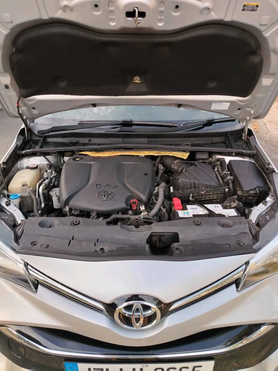 Toyota Avensis 1.6 diesel - Image 6