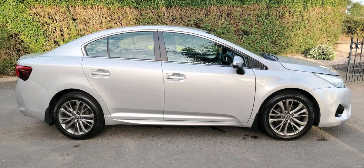 Toyota Avensis 1.6 diesel - Image 1