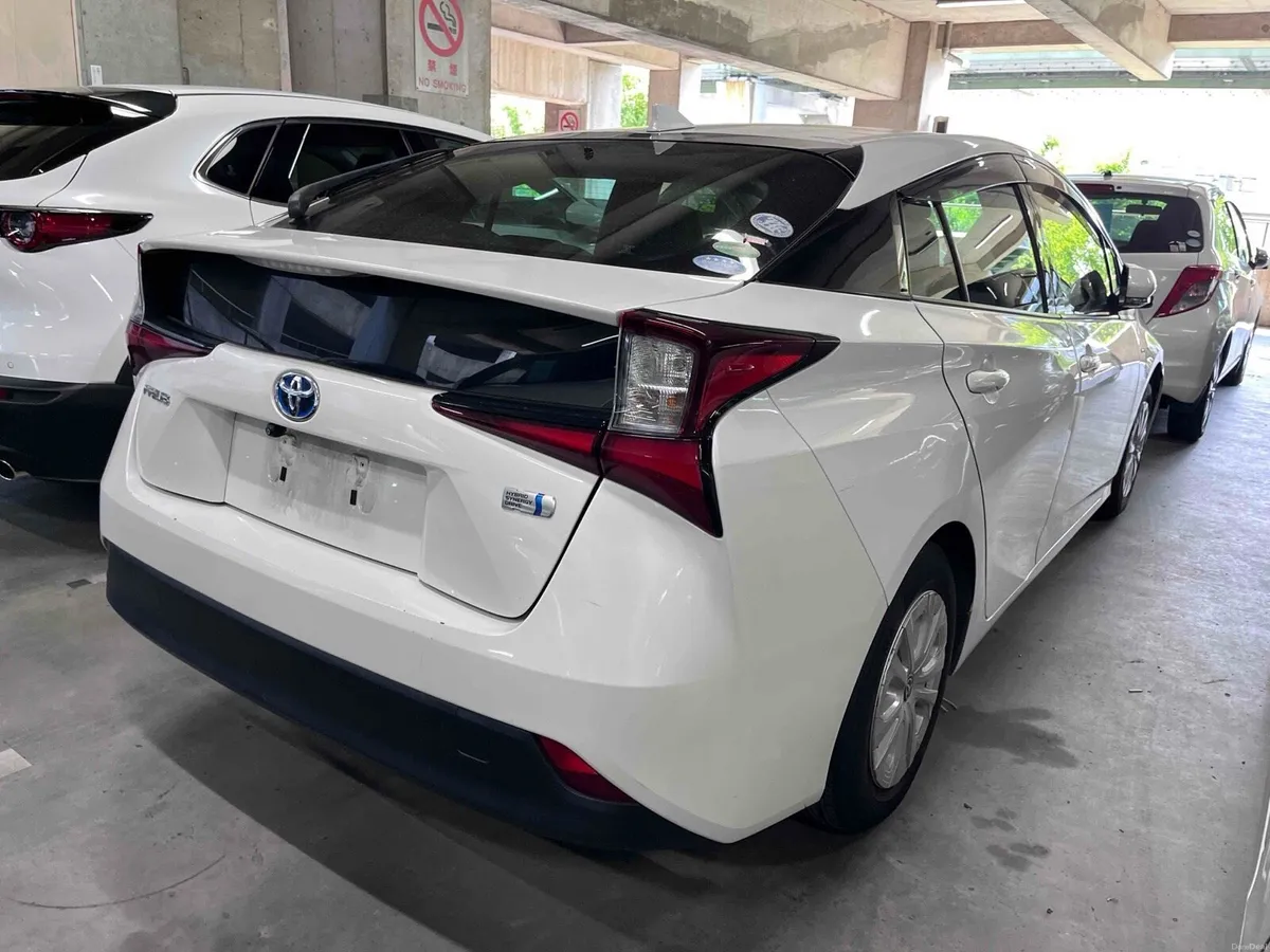 222 Reg Toyota Prius (November month) coming 15/9 - Image 5