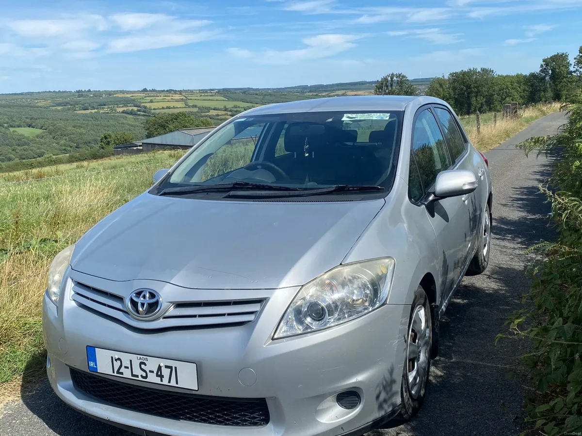 2012 Toyota Auris - Image 3