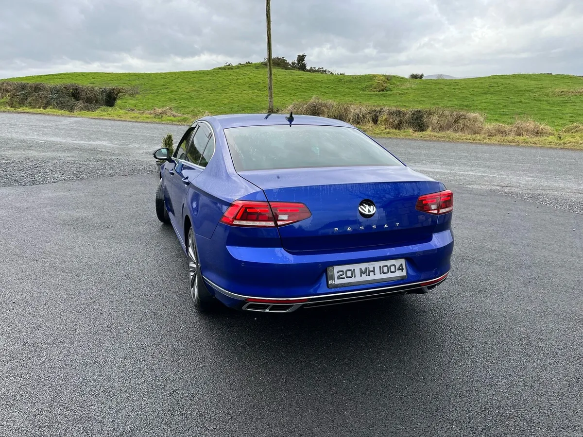 Volkswagen Passat R-line 201 - Image 2