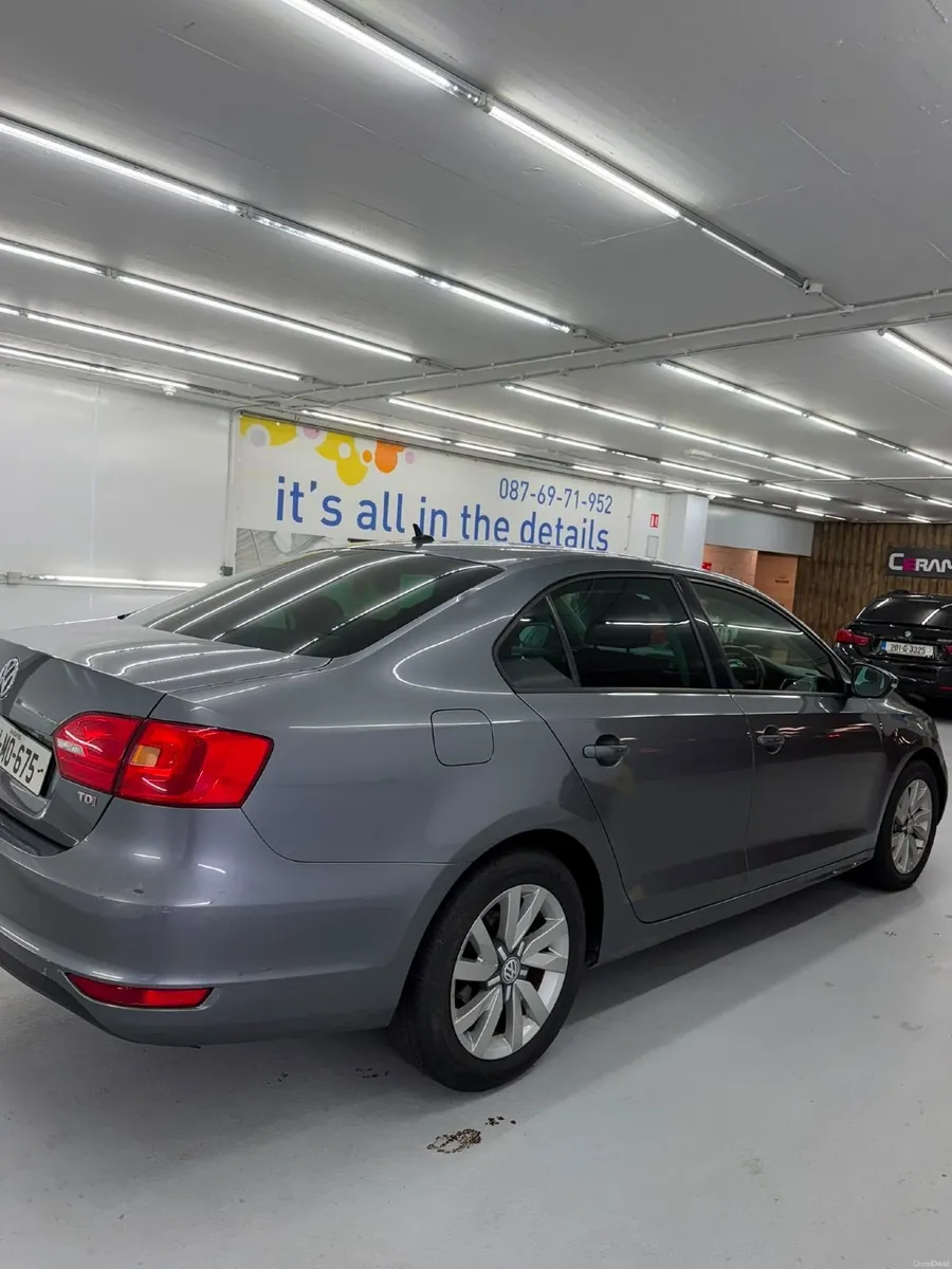 Volkswagen Jetta 2014 - Image 5