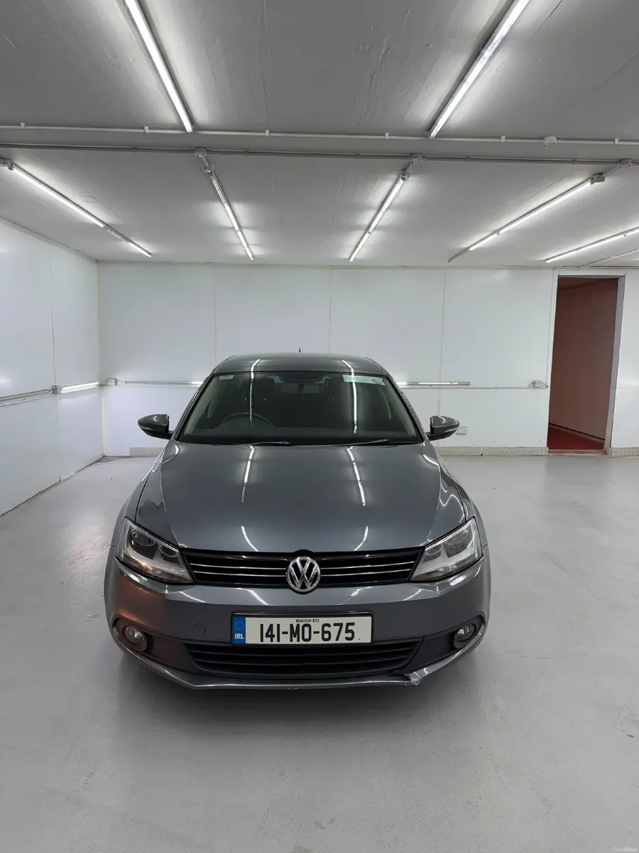 Volkswagen Jetta 2014 - Image 3