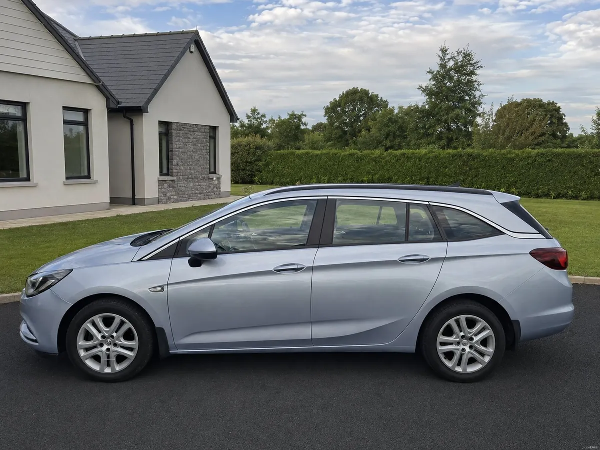2016 Astra Estate 1.6 Diesel - Image 4