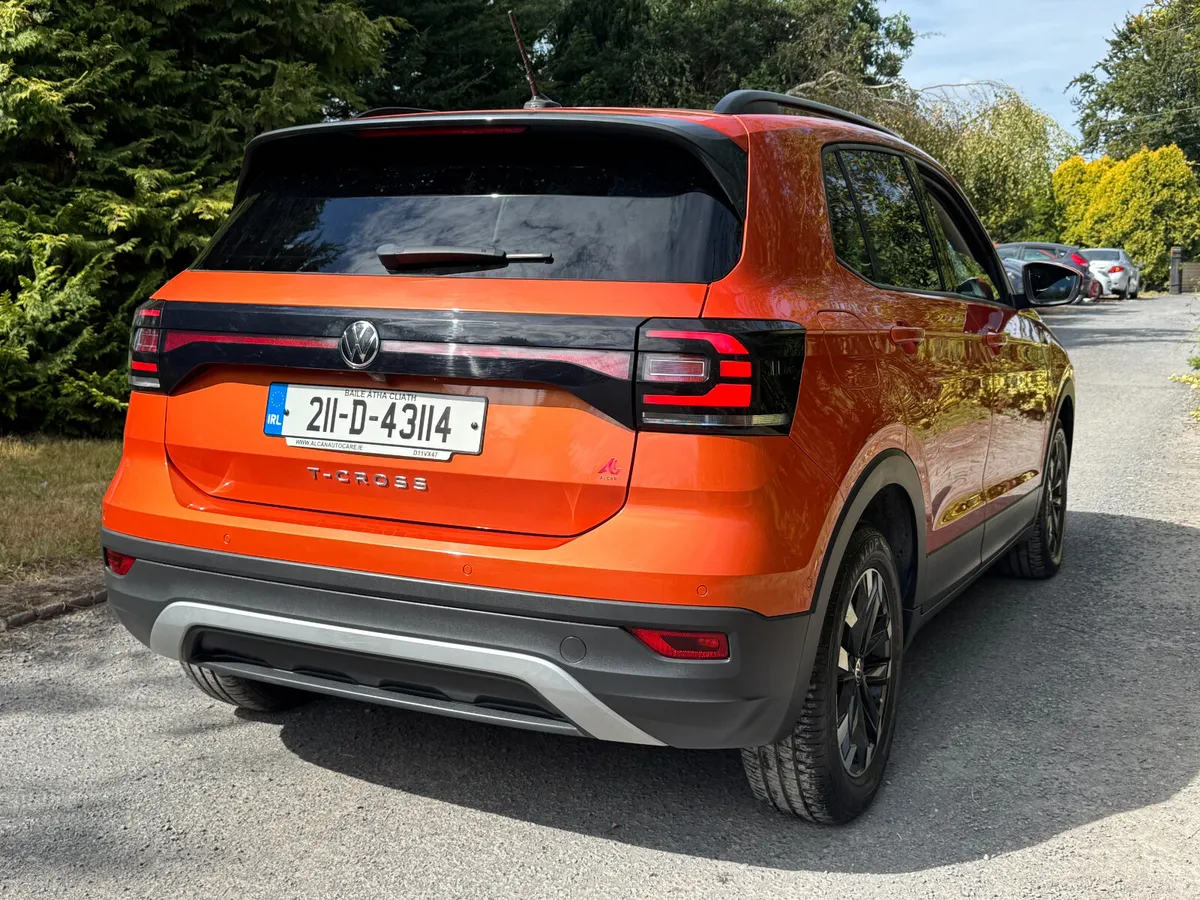 21 Volkswagen T-Cross 1.0 Automatic - Image 4