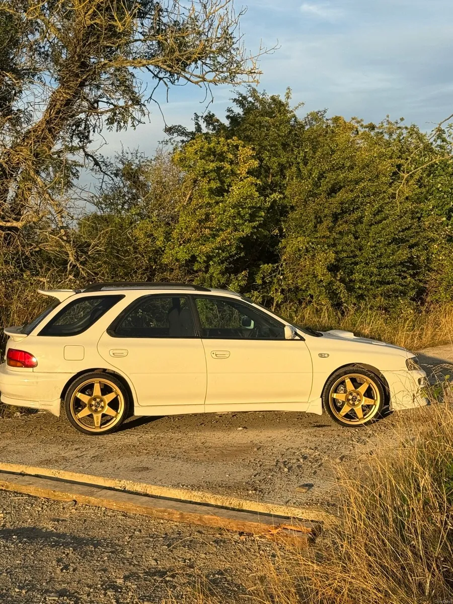 Subaru Impreza WRX - Image 6