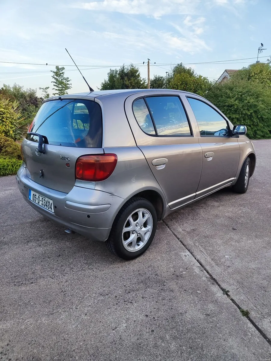 Toyota Yaris 2005 - Image 5