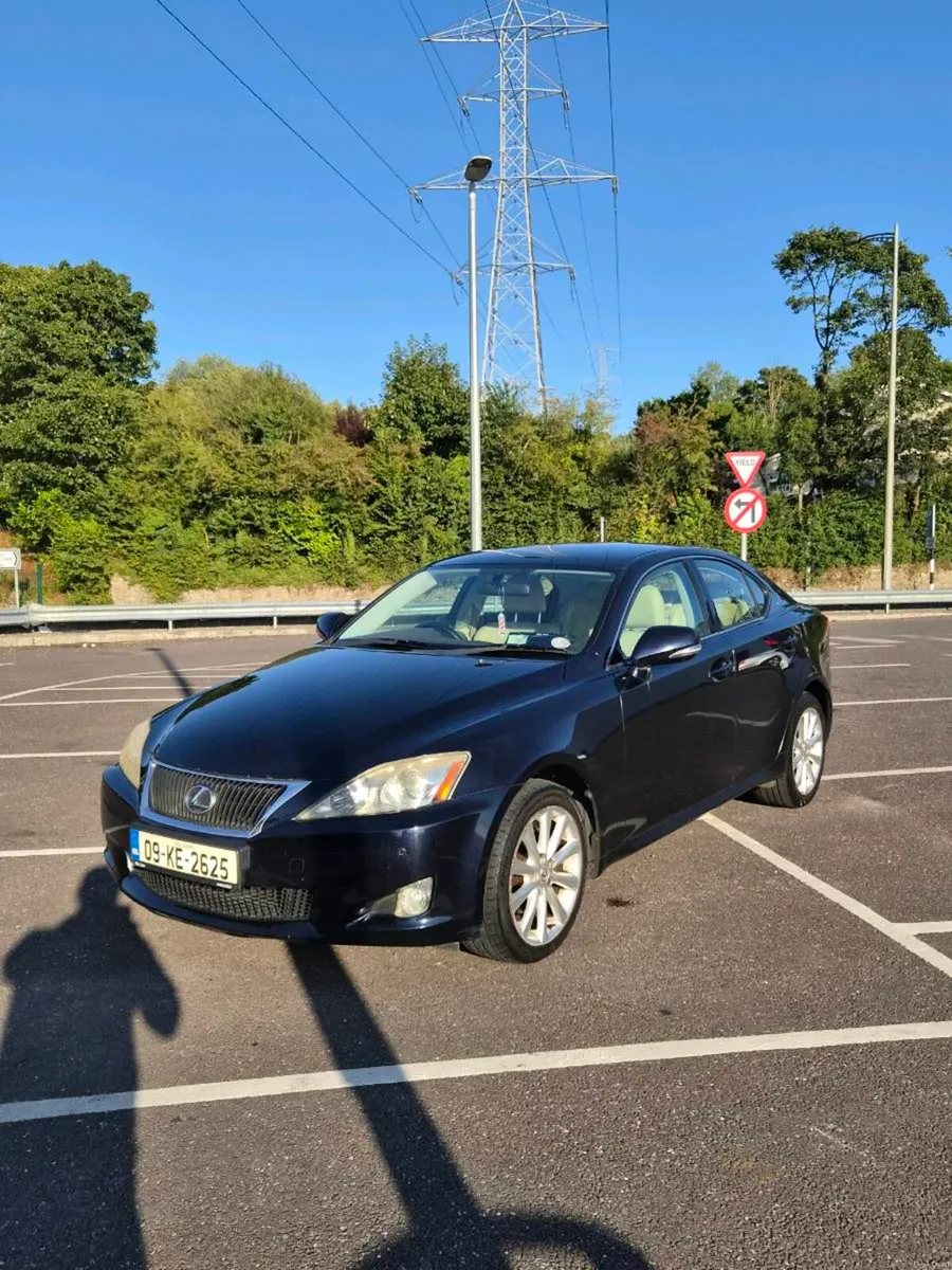 2009 lexus is220 diesel - Image 1