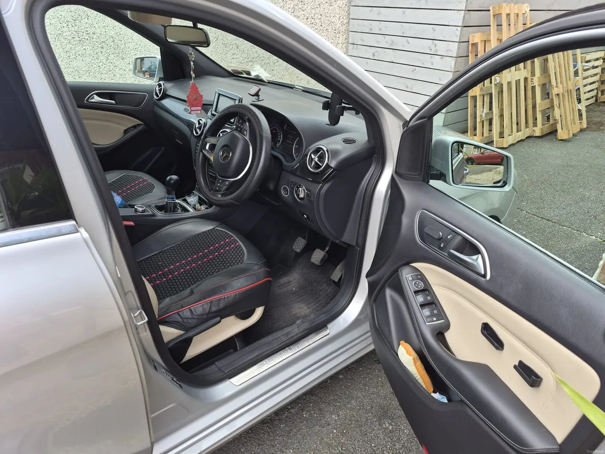 Mercedes Benz B189d - Image 6