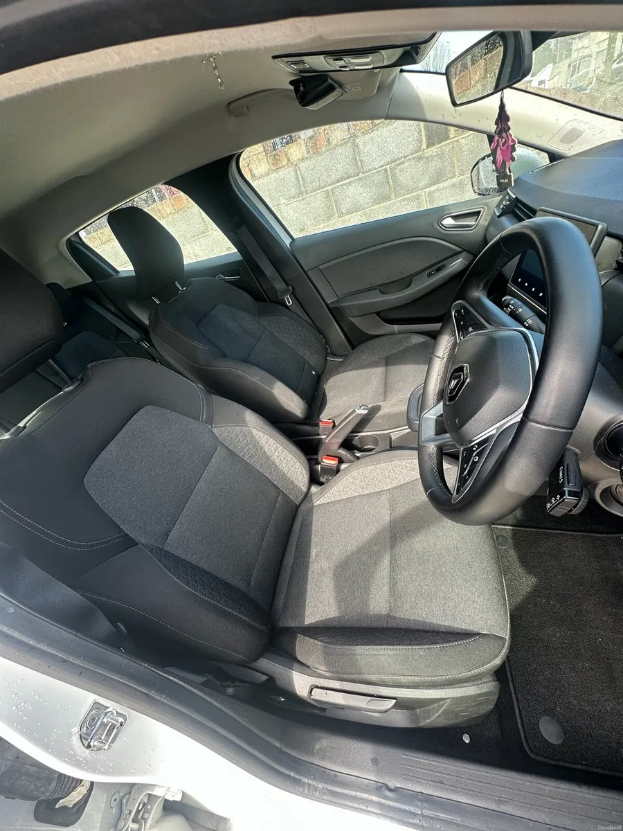 2022 Renault clio Dynamique edition Naeb TCE 90 - Image 6