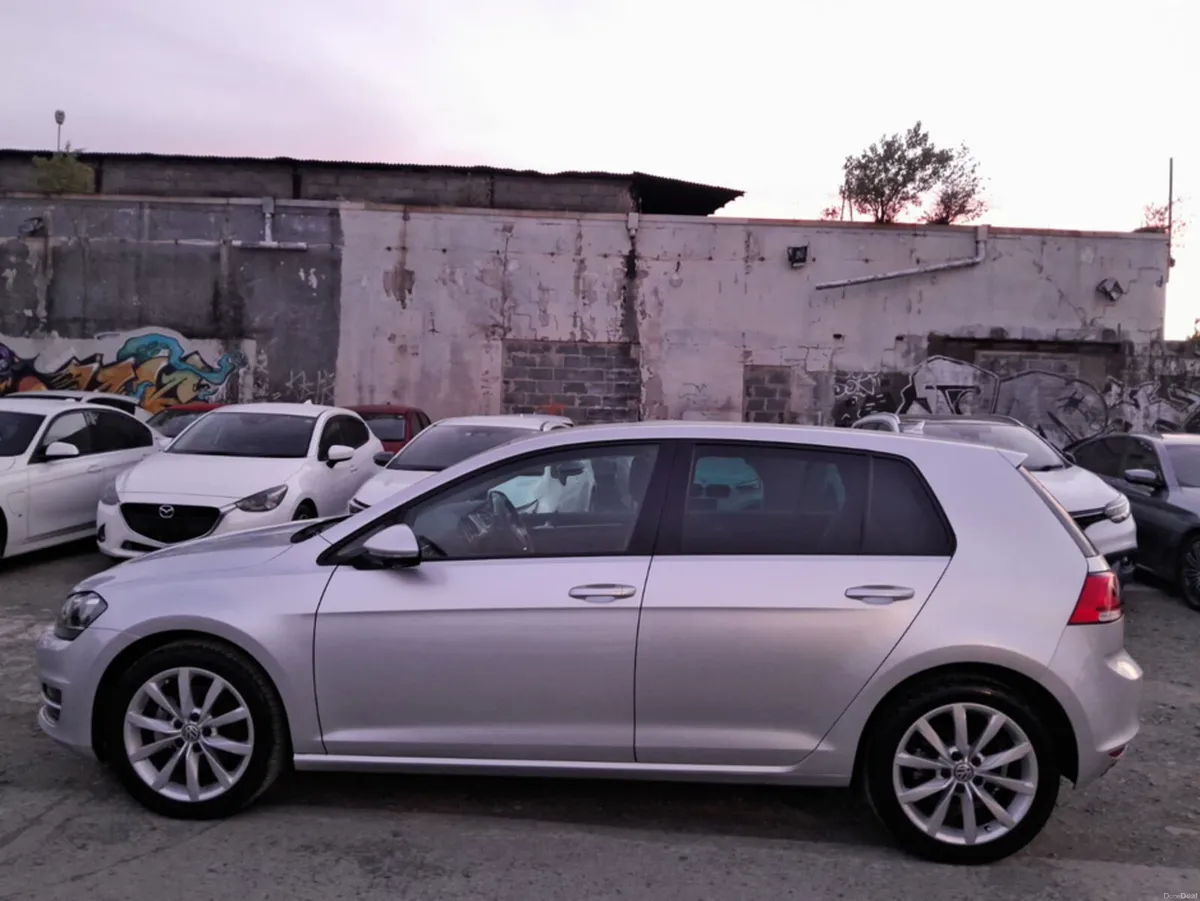 Volkswagen Golf 1.4 Petrol TSI BlueMotion Automati - Image 5
