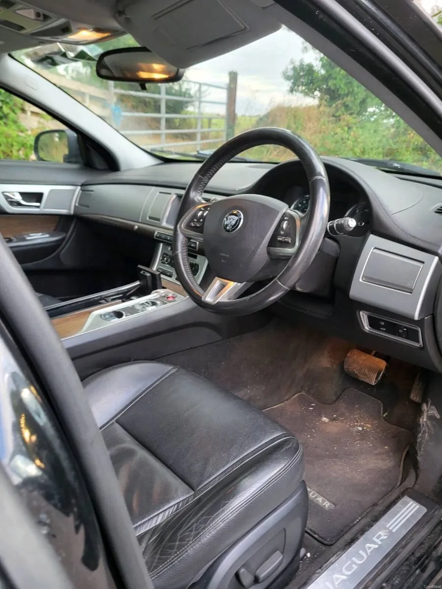 Jaguar XF 2.2 - Image 6