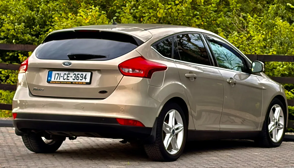 Ford Focus 2017 titanium model - Image 4