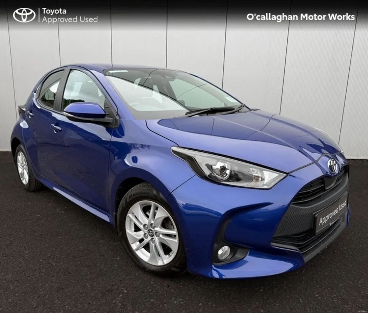 Toyota Yaris 1.0 LUNA 4DR - Image 1