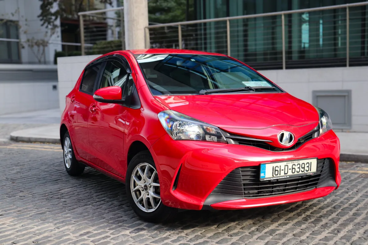 2016 Toyota Vitz // Automatic // Touchscreen - Image 3
