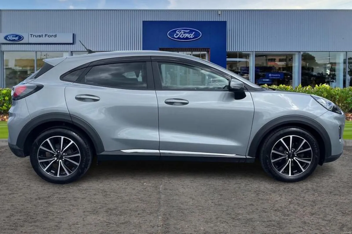 Ford Puma 1.0 EcoBoost Hybrid mHEV 155 Titanium 5d - Image 3
