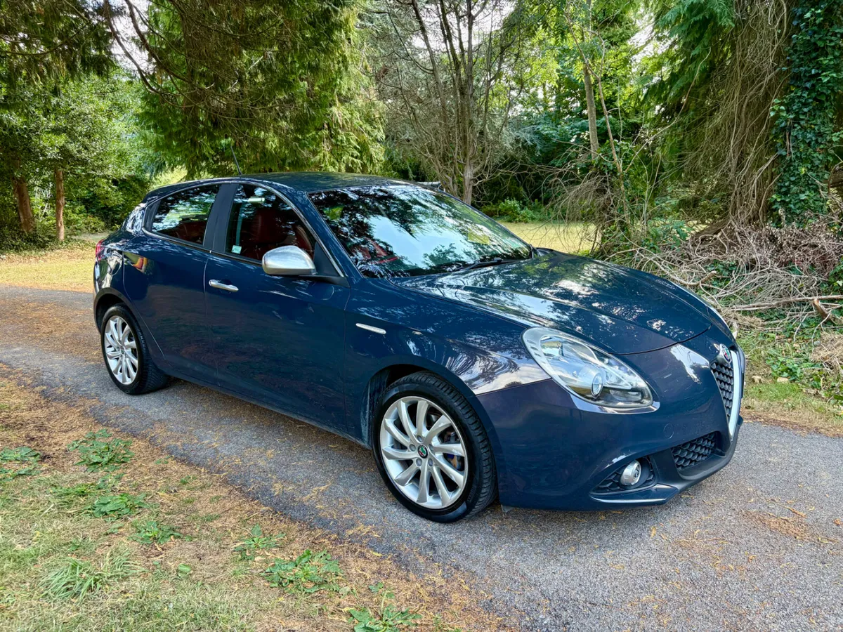 161 Alfa Romeo Giulietta 1.6L Automatic, New NCT! - Image 4