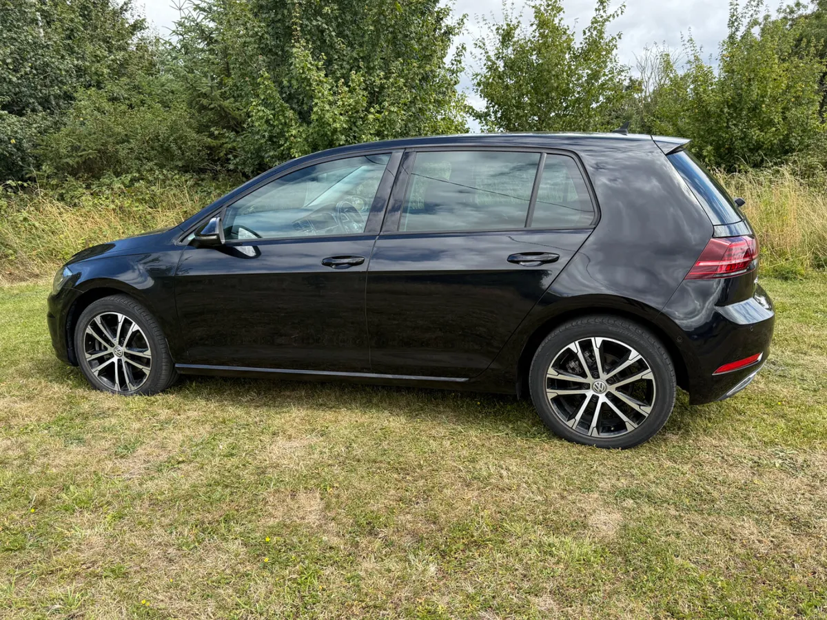 VW GOLF 2020 1.2L PETROL AUTOMATIC VERY LOW MILEAG - Image 6