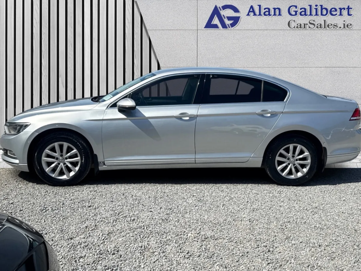 Volkswagen Passat Comfort line  1.6 TDI MANUAL - Image 5