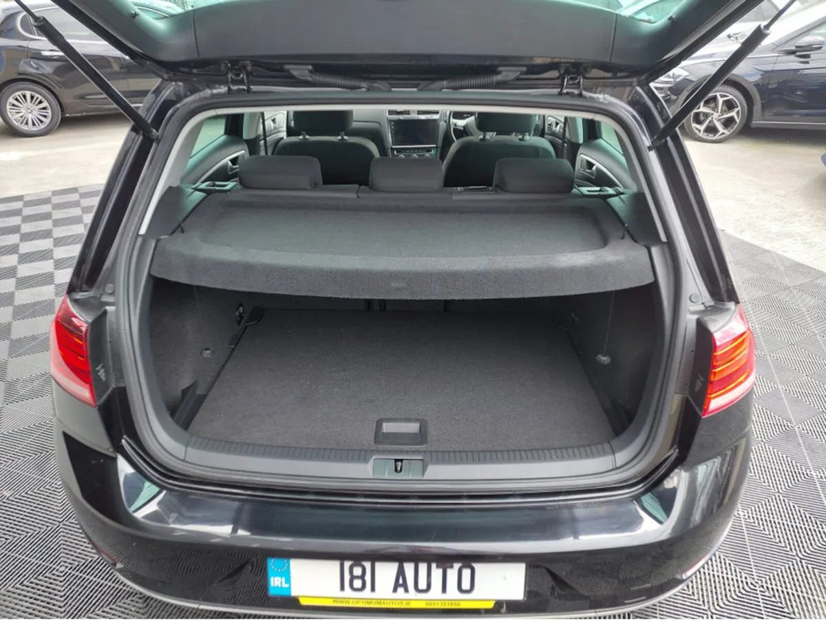 Volkswagen Golf Vw Golf 1.2tsi petrol,auto, 18 all - Image 4