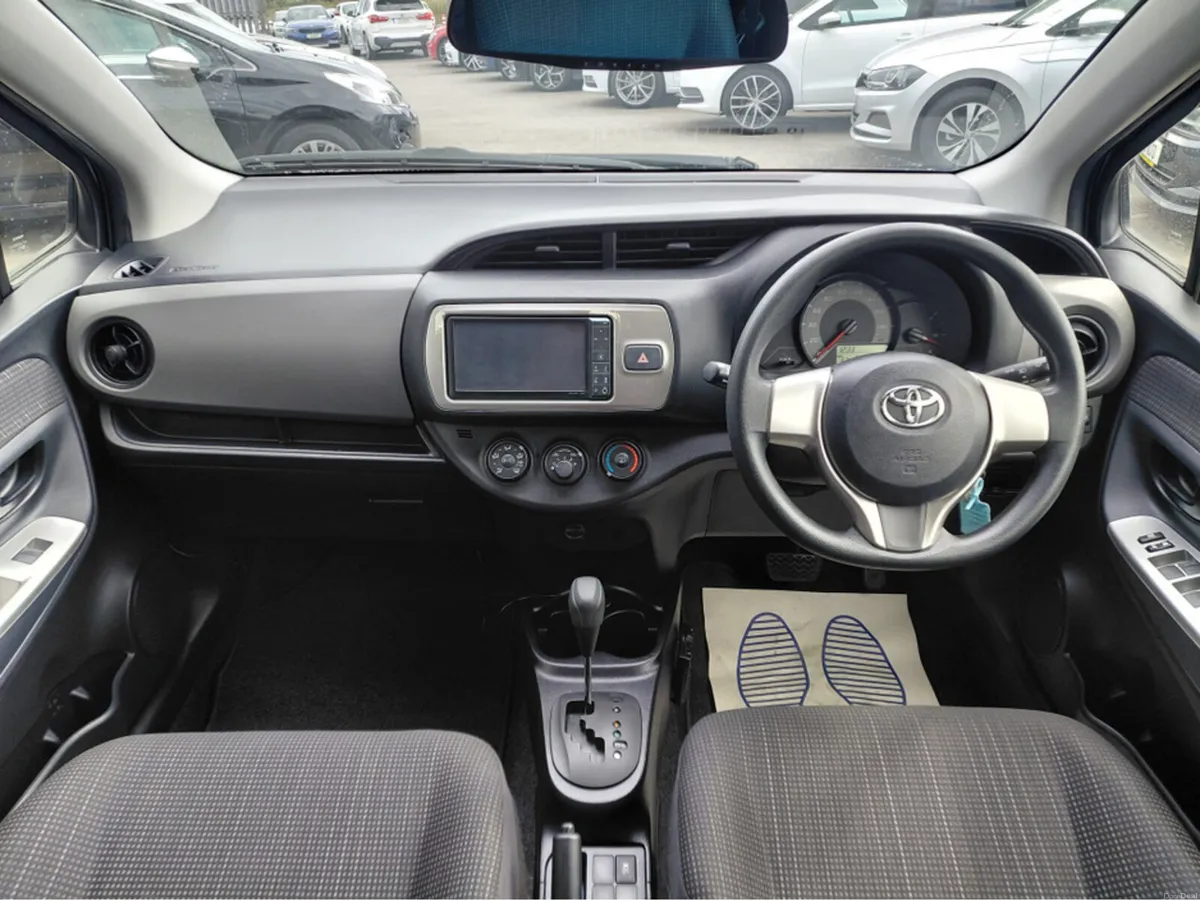 Toyota Yaris Toyota Yaris 1.0 petrol, auto - Image 5