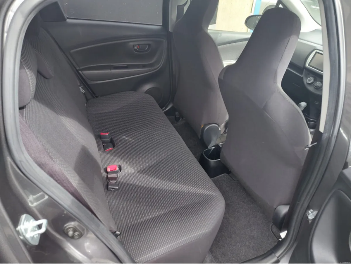 Toyota Yaris Toyota Yaris 1.0 petrol, auto - Image 3