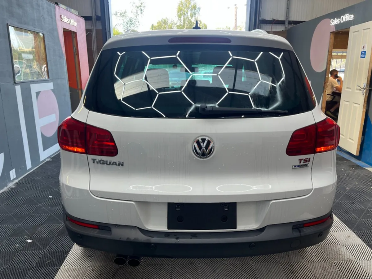 Volkswagen Tiguan 2016 VOLKSWAGEN TIGUAN TSI 1.4 A - Image 3