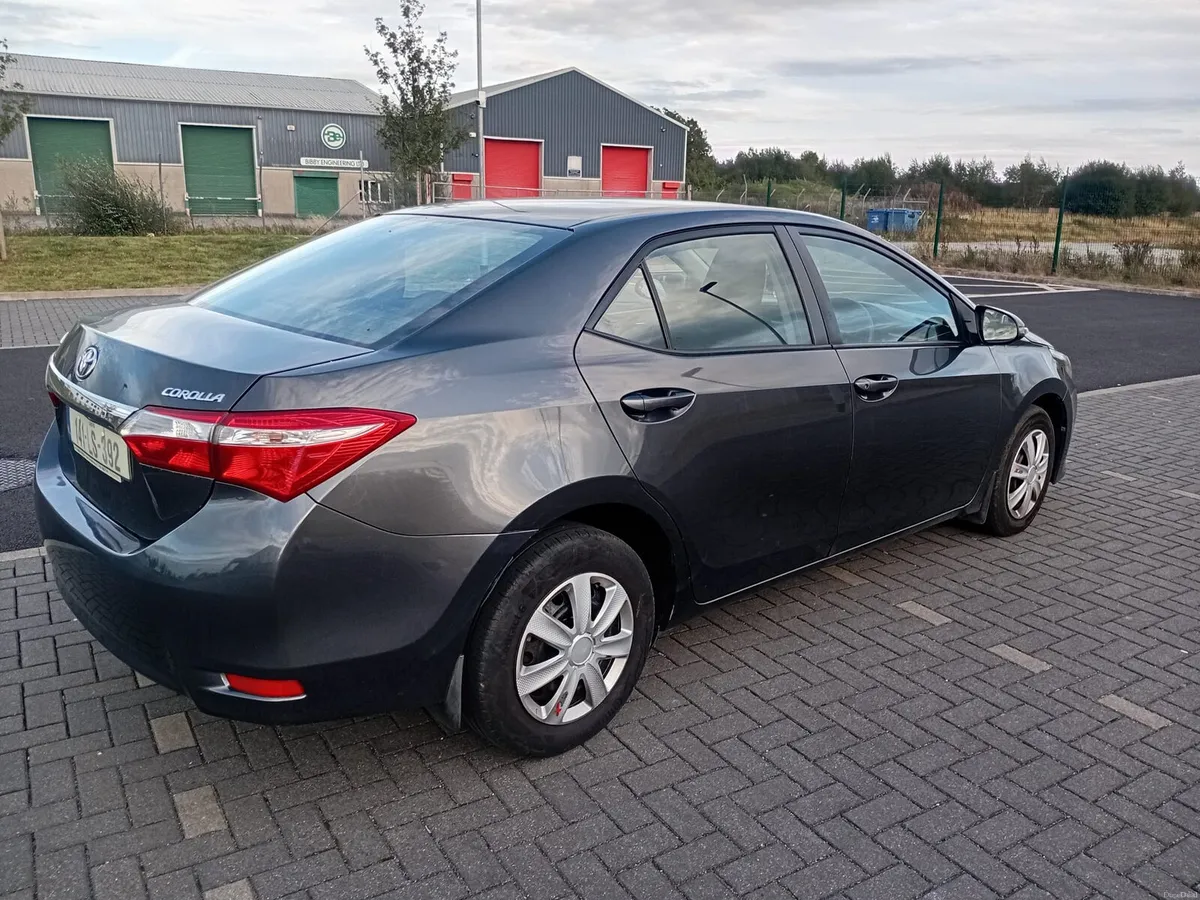 Toyota corolla 2014 long NCT and tax!! - Image 2