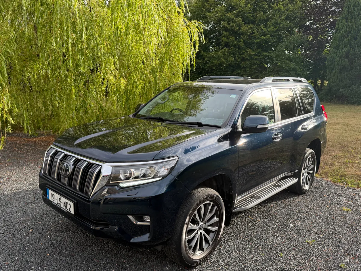 Toyota Land Cruiser Business Edition 1 Owner 7 Sea - Image 4