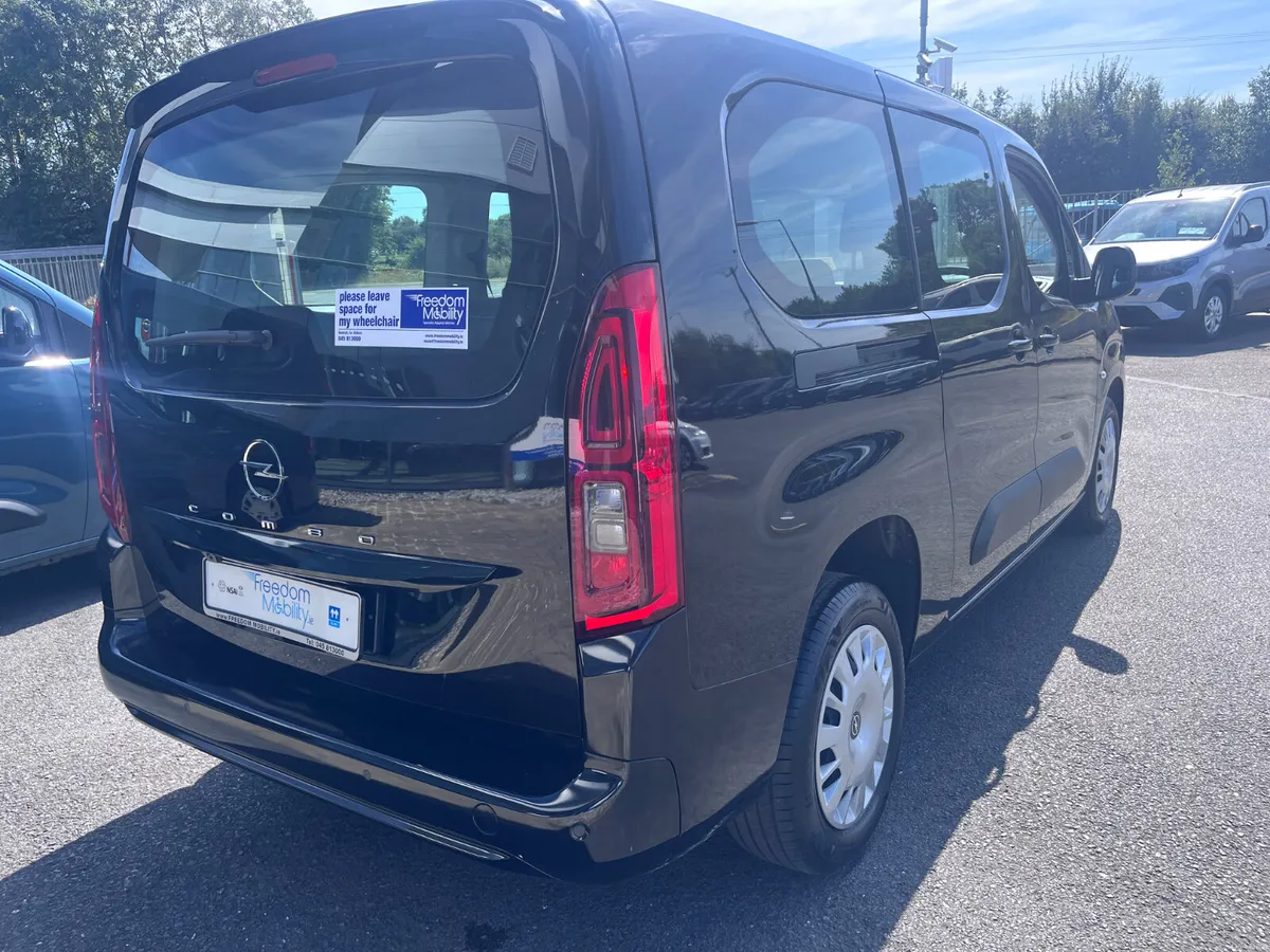 Opel Combo Auto, Taxi Spec, WAV - Image 5