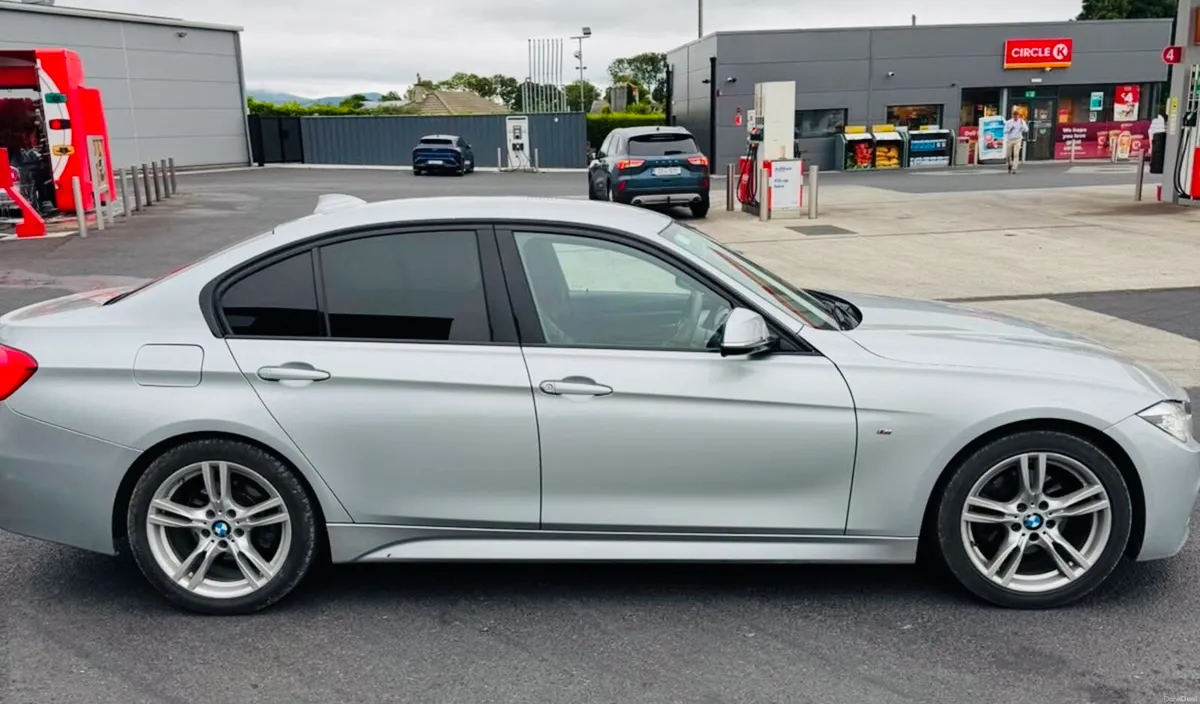 BMW 320d M Sport 4 - Image 5