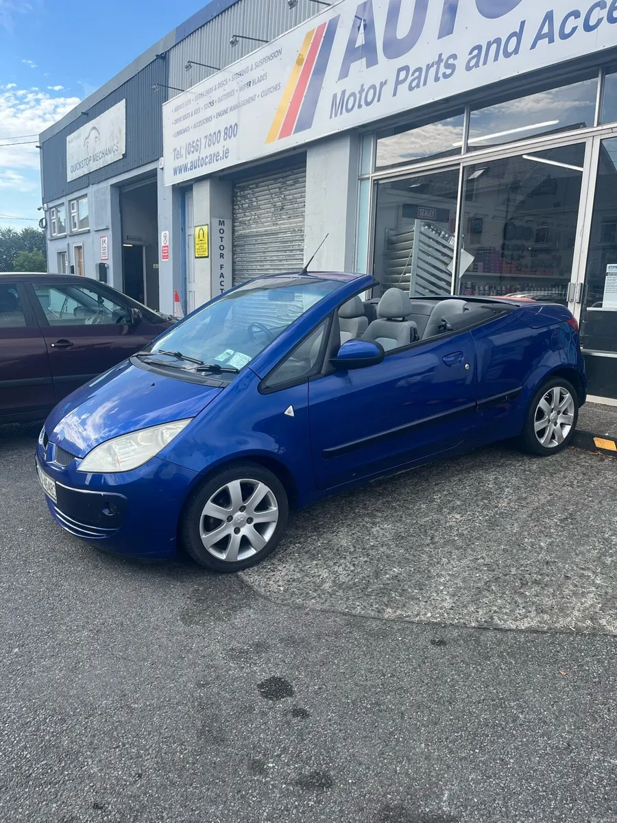 Convertible Mitsubishi 1.5 petrol - Image 2