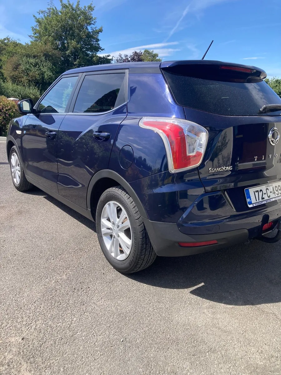 172 ssangyong tivoli - Image 4