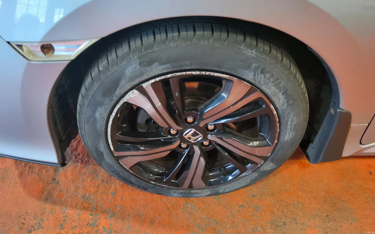 Honda Civic 2021 - Image 5