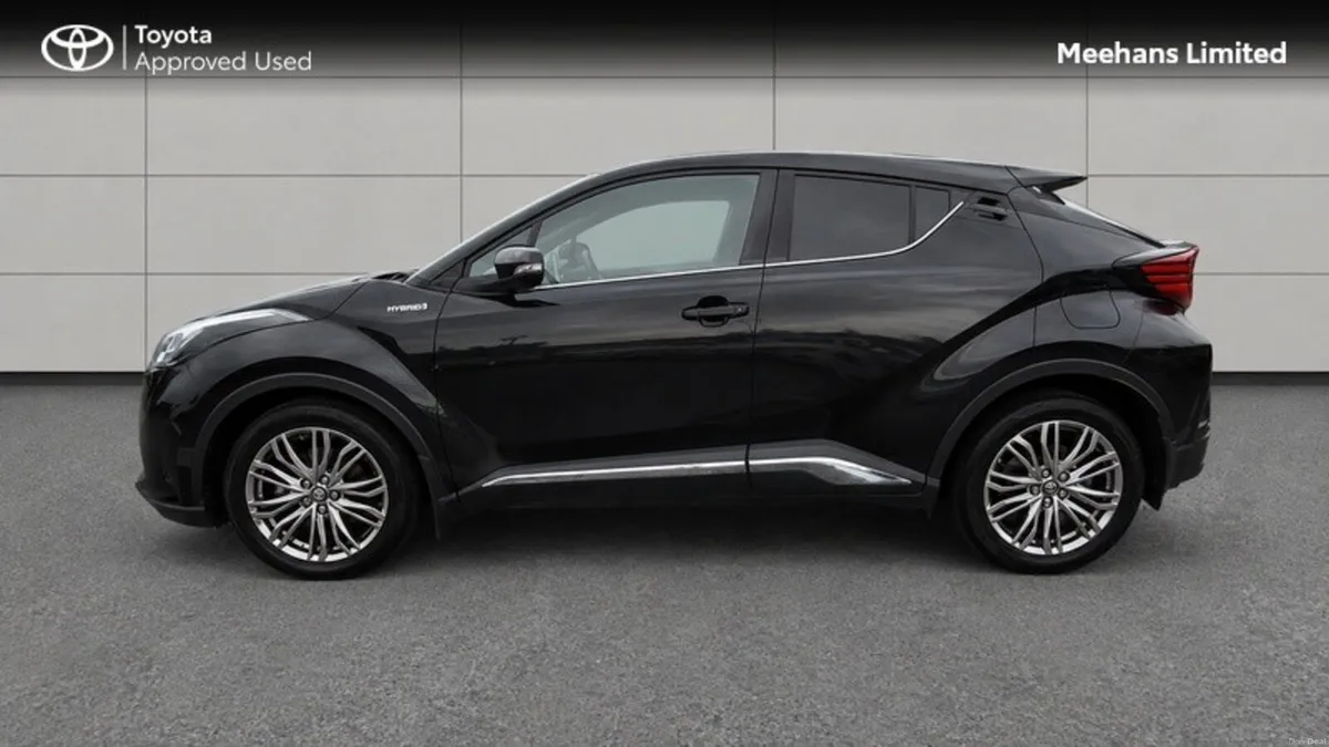 Toyota C-HR 1.8 HYBRID SOL 4DR AUTO AU - Image 3