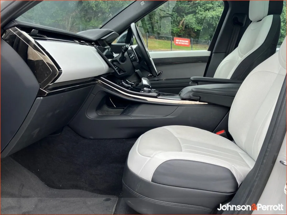 Land Rover Range Rover Sport  PHEV SE Dynamic, (Re - Image 3