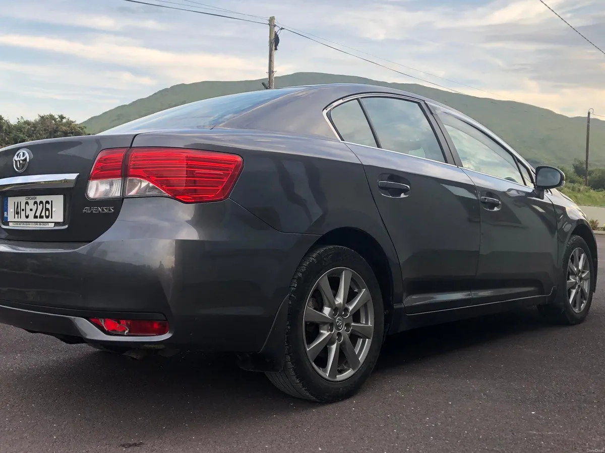 Toyota Avensis 2014 2.0 d4d - Image 3