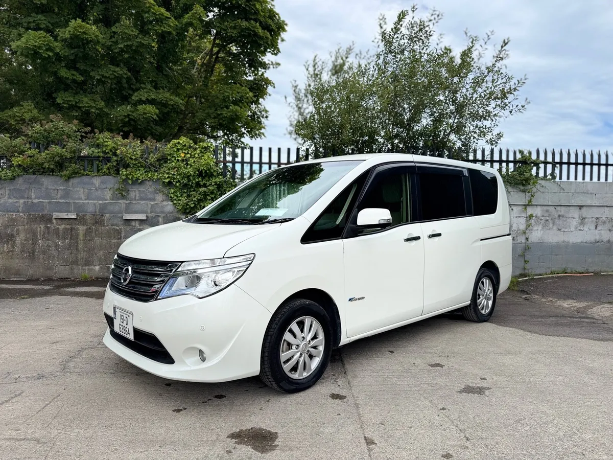 2015 NISSAN SERENA. LOW MILEAGE. NEW NCT. 8 SEATS - Image 3