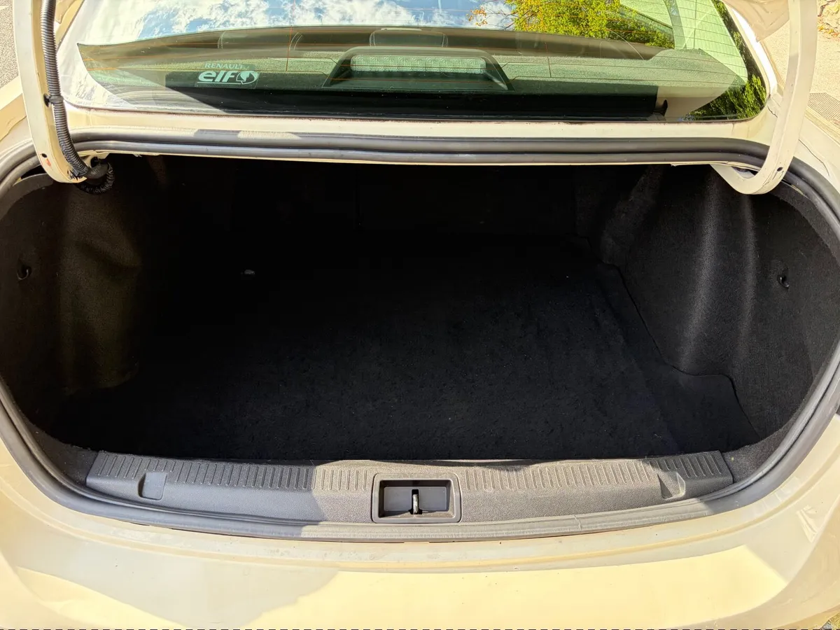Renault Fluence 1.5 Diesel NCT 08/27 Low Kms - Image 6