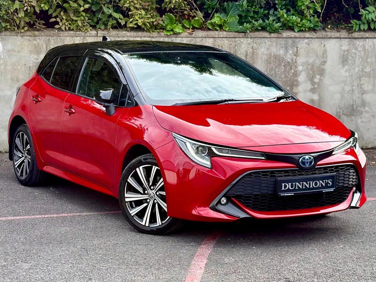 Toyota Corolla 2022 1.8 Hybrid Luna Sport - Image 1