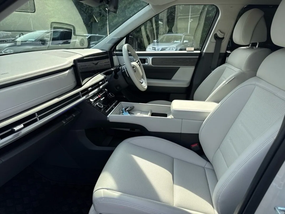 Hyundai Santa Fe SANTA FE PHEV PREMIUM - Image 6