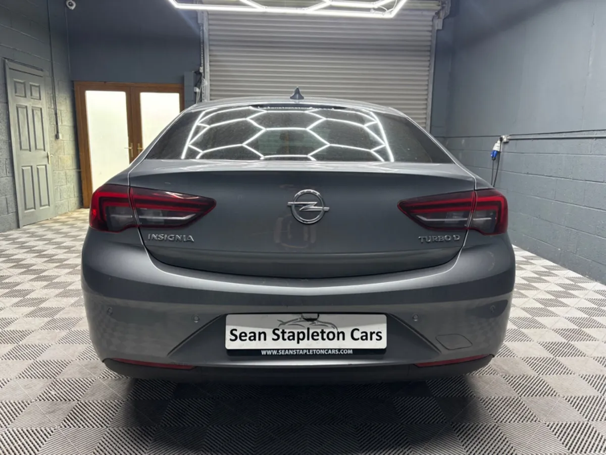Opel Insignia GRAND SPORT ELITE 1.6 136PS 5DR - Image 6