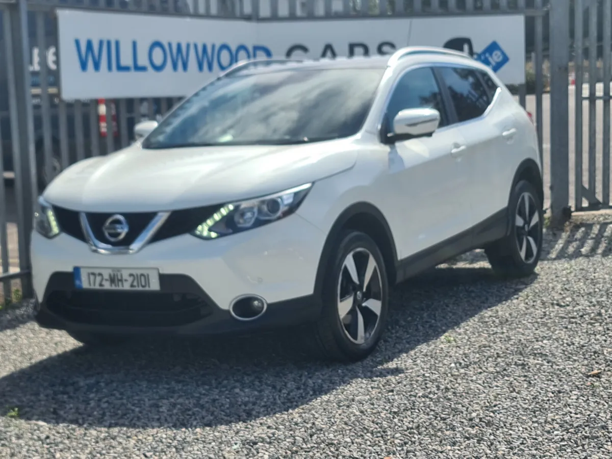 Nissan Qashqai 1.5dci SV connecta  2017 - Image 1