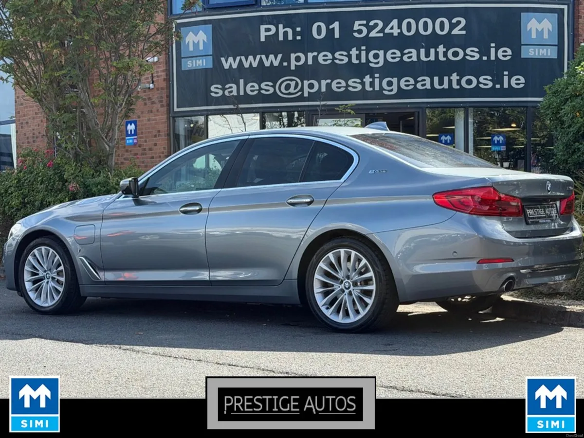 BMW 5-Series 530 E LUXURY PETROL PLUG IN HYBRID *C - Image 5