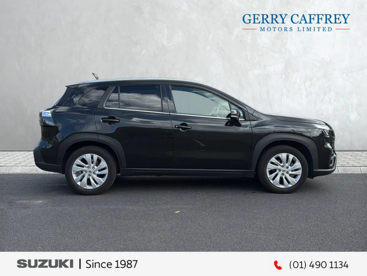 Suzuki SX4 Motion 1.5 Hybrid Automatic - 8 Years W - Image 3
