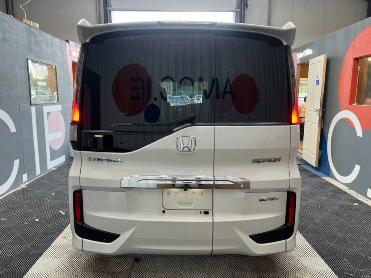 Honda Stepwagon 2021 HONDA STEPWAGON EHEV SPADA G - Image 4