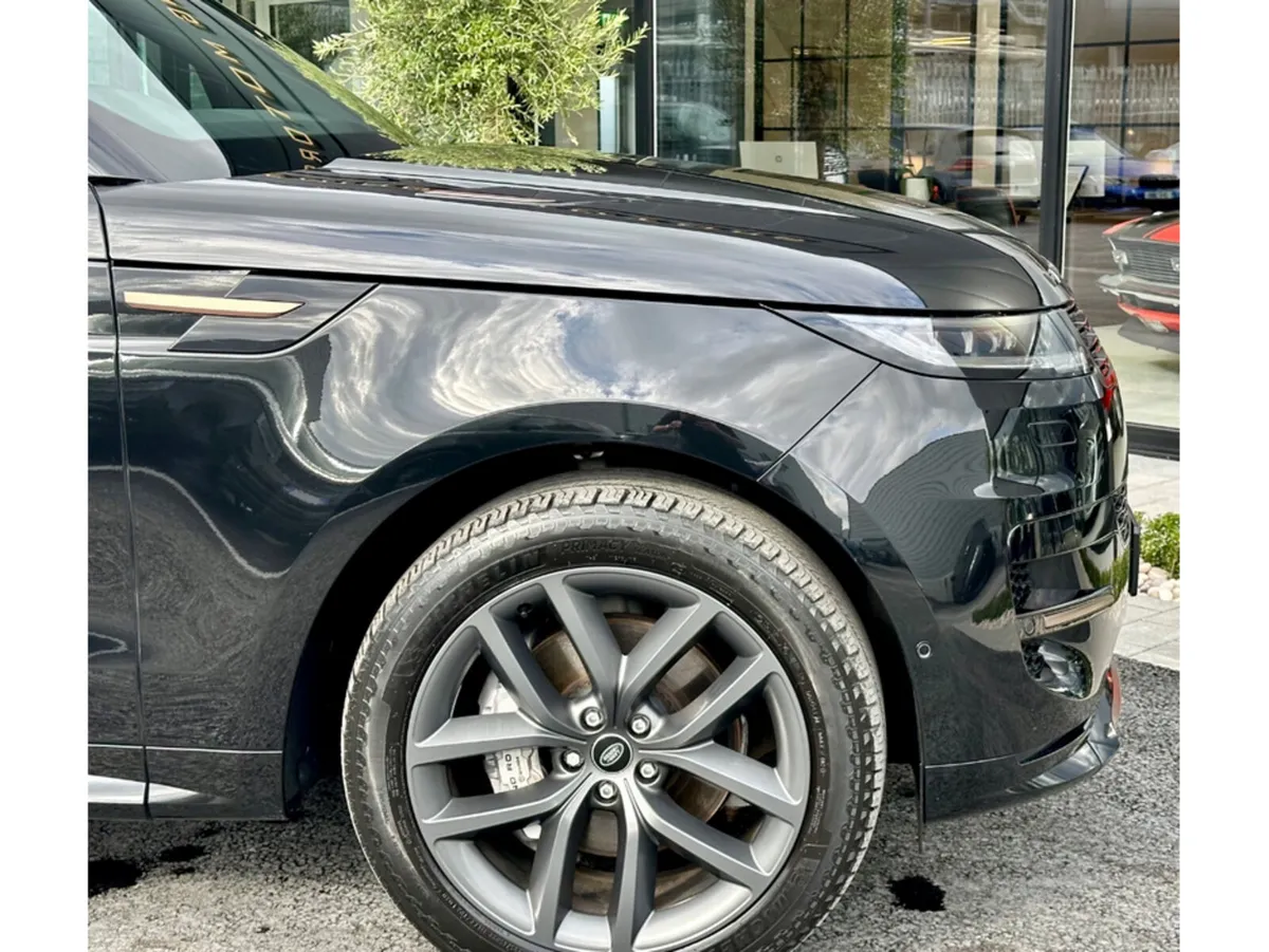 Land Rover Range Rover Sport DYNAMIC SE - Image 5