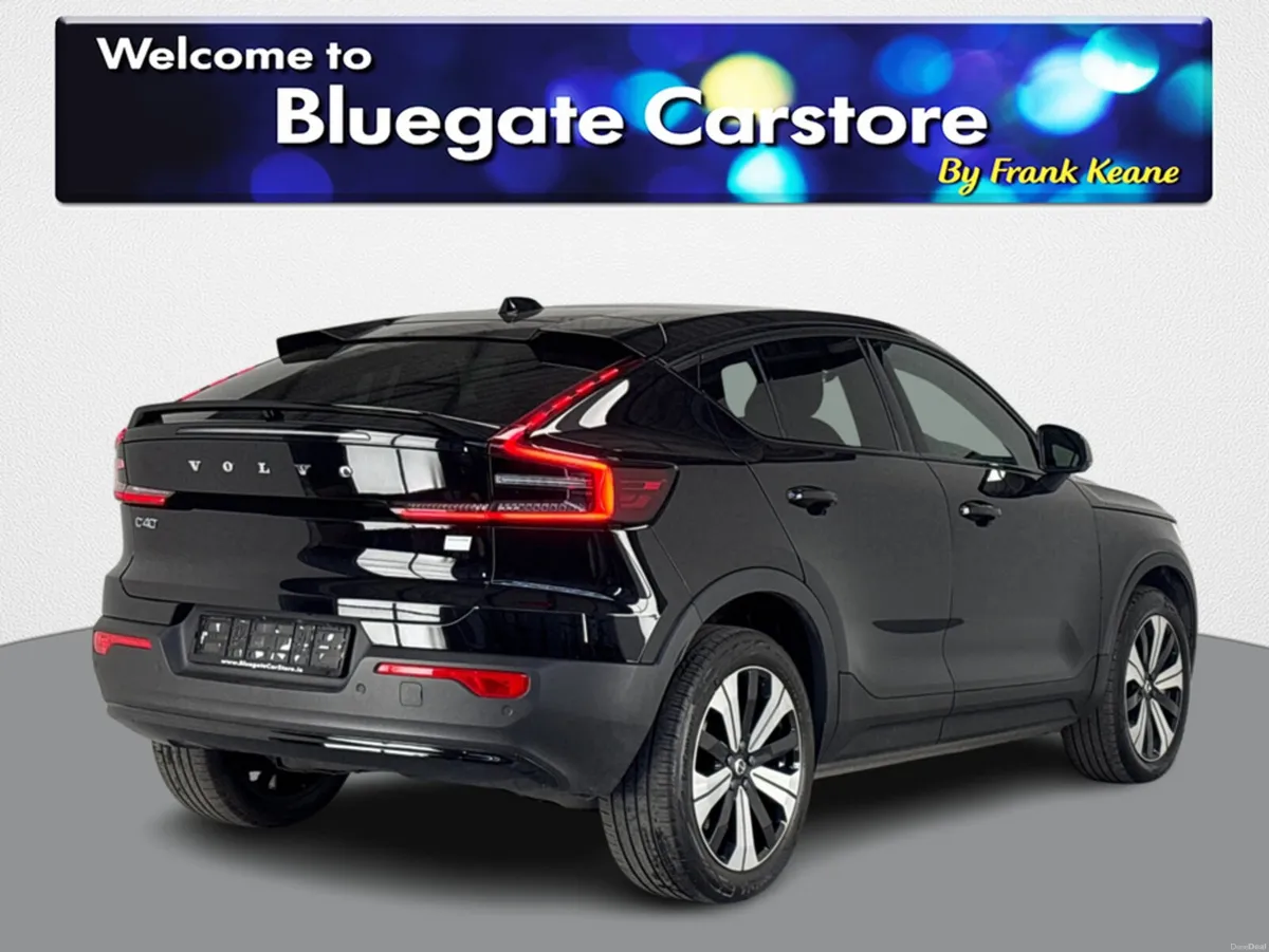 Volvo C40 RECHARGE EV PLUS **FULL BLACK CLOTH INTE - Image 4
