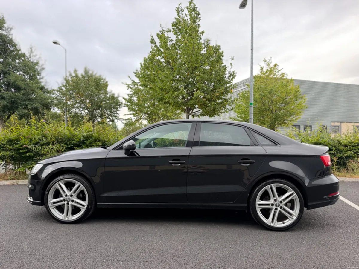 Audi A3 SPORT 2.0 TDI AUTO - Image 2