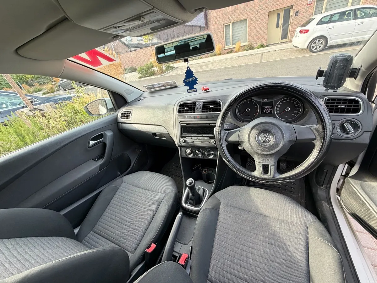 Volkswagen Polo 2012 - Image 5